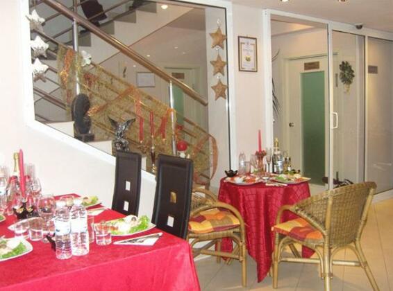Hotel Strimon Bed and Breakfast - Photo4