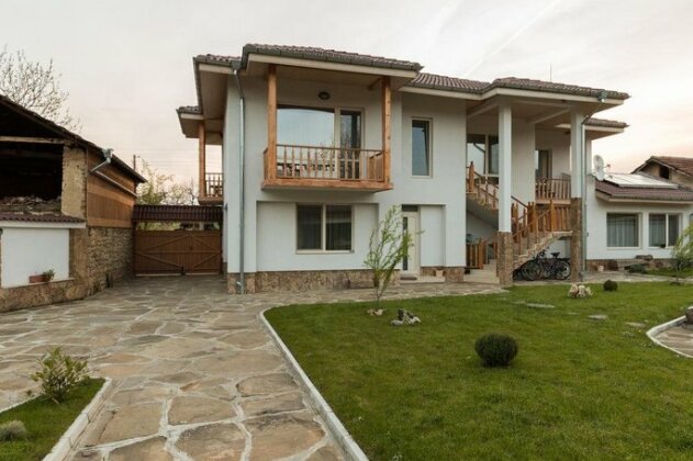 Guest House Bigora - Photo2