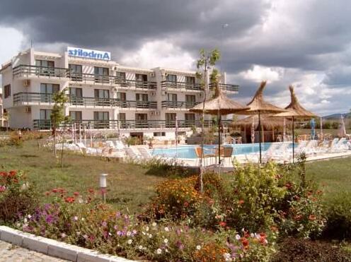 Ambelitz Hotel - Photo2