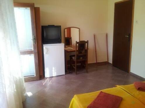 Guest House Nikolovi - Photo2