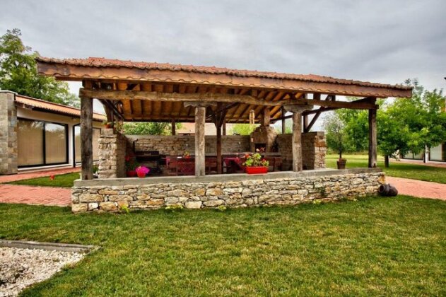 Holiday Homes Chudna