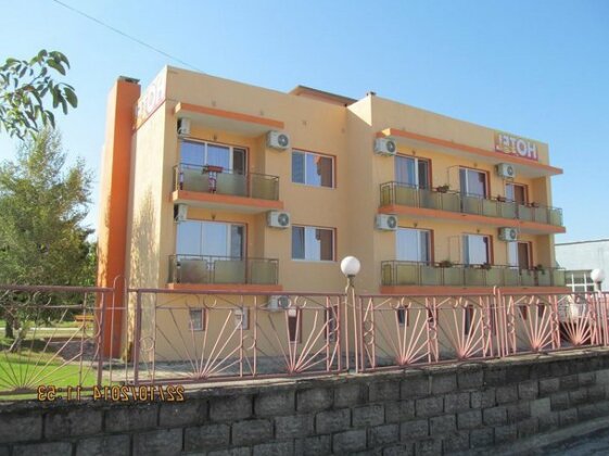 Family Hotel Fresh - Photo4