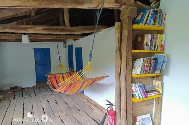 The Old Nest - Photo4