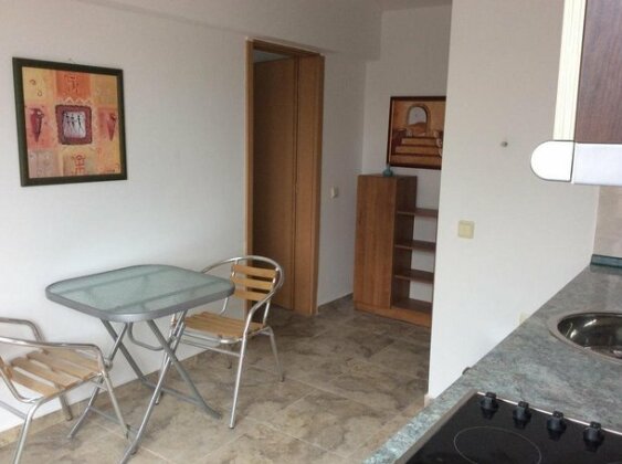 Cherno More Apartment - Photo2