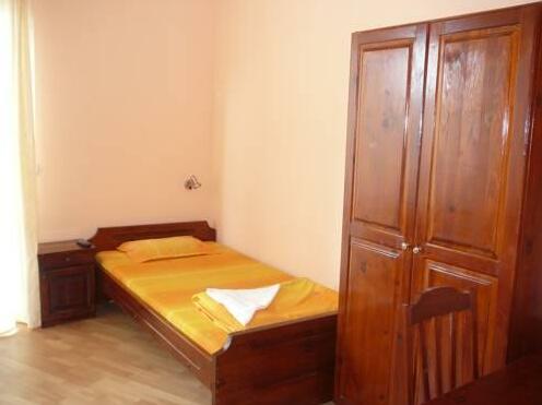 Guest House Juja - Photo5