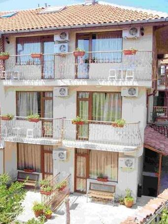 Kirios Hotel - Photo2