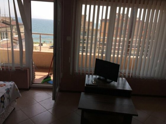 Sunny House Family Complex - Photo2
