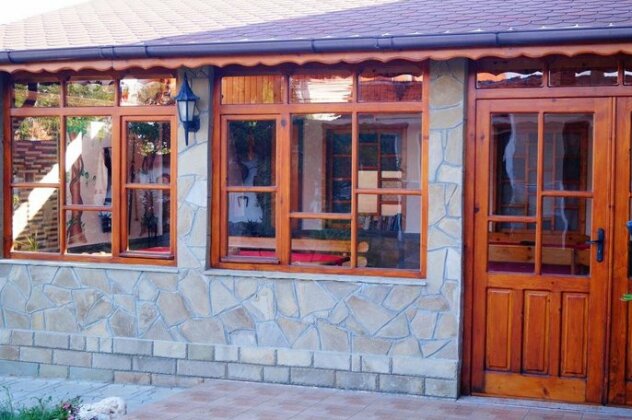 Chrystal Guest House - Photo2