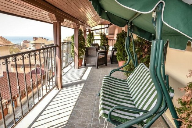 Dimitur Jekov Guest House - Photo4