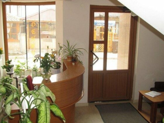 Family Hotel Denica - Photo2
