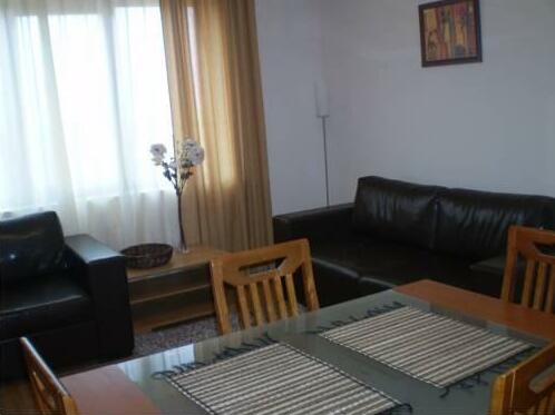 Gal Apartment in Sunrise Complex - Photo4