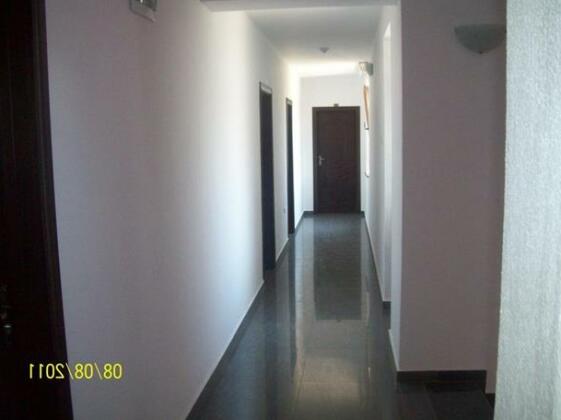 Guest House Dora - Photo2