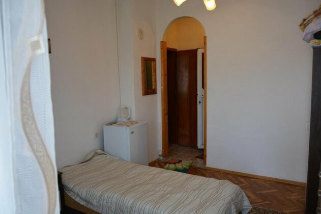 Guest House Dora - Photo4