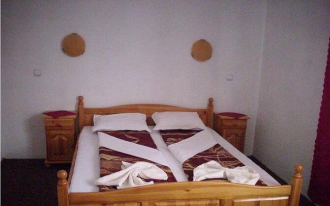 Guest House Lazur Obzor - Photo3