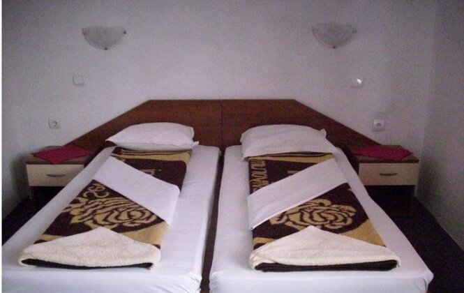Guest House Lazur Obzor - Photo5