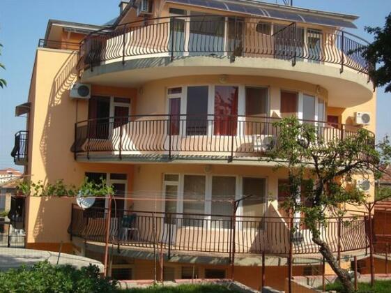 Guest House Marina - Photo2