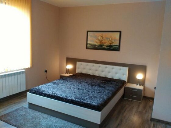Guesthouse Phoenix - Photo4