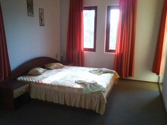 Ivet Guest House - Photo3
