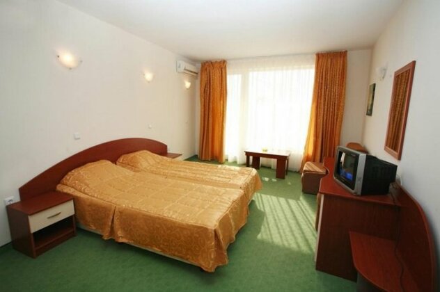 Obzor City Hotel - Photo5