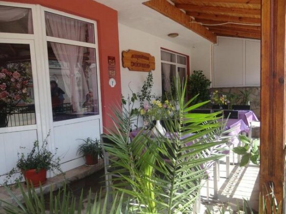 Odesos Guest House - Photo2
