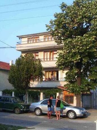 Pension Dicev