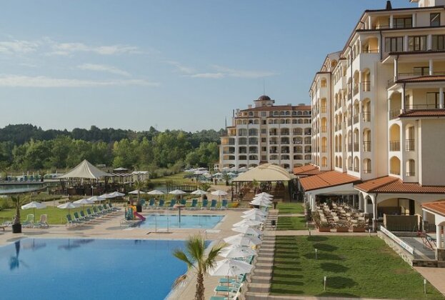 Sunrise All Suites Resort- All Inclusive - Photo2