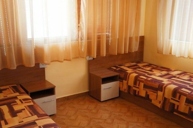 Tonus Guest House - Photo4