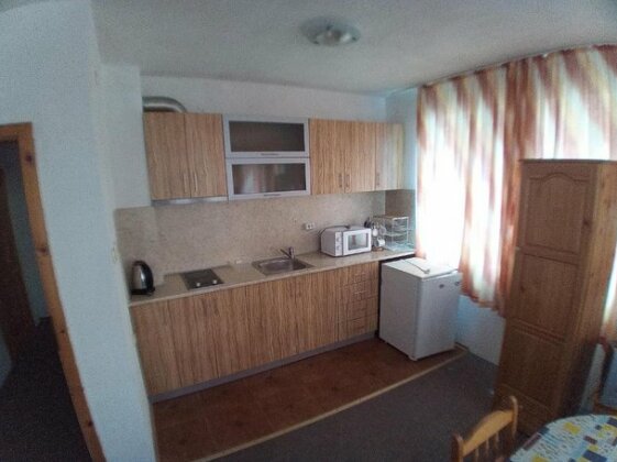 Zlatevi Guest House - Photo2