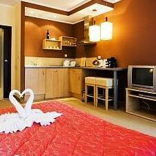 Royal Lodge & Spa - Photo3