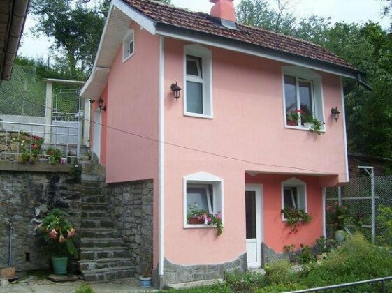 Bonevi Guest House - Photo2