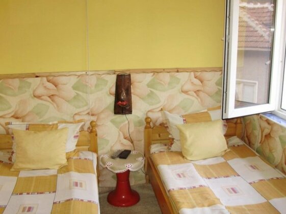 Bonevi Guest House - Photo3