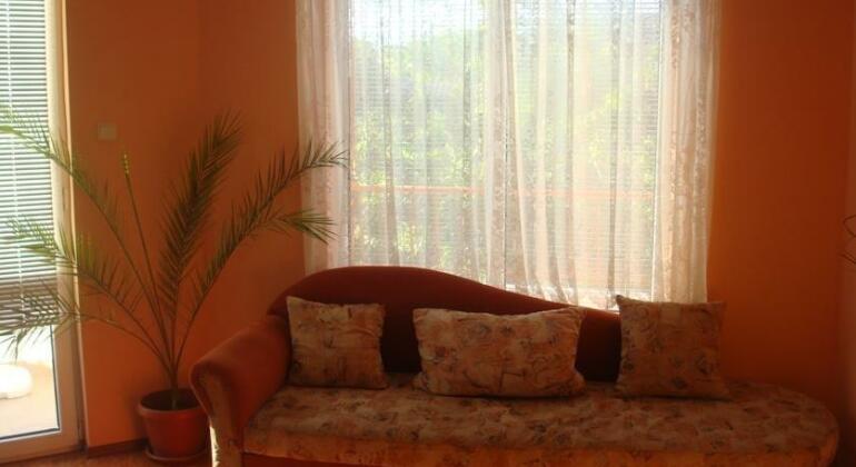 Evgenia Apartment - Photo5