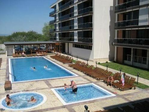 Pomorie Bay Apartments and Spa - Photo4