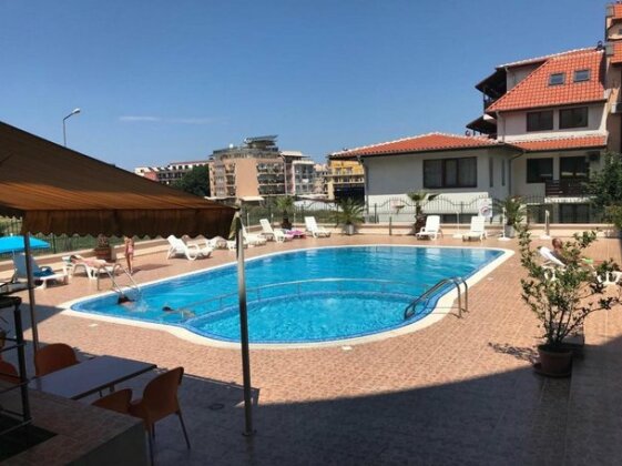 Apartments Oasis Primorsko - Photo4