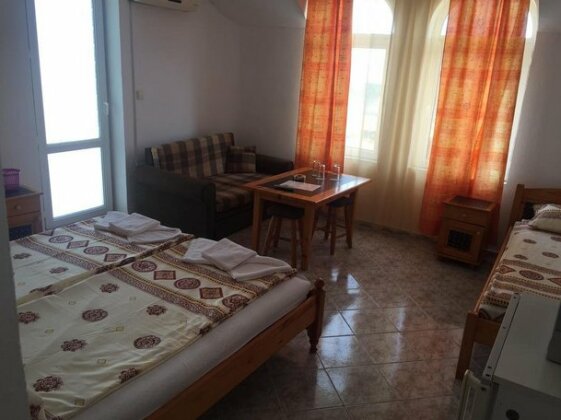 Complex Laguna Guest House - Photo4