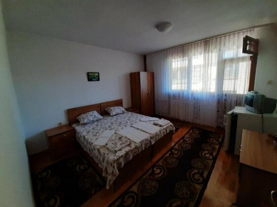 Guest house Petrovi Primorsko - Photo2