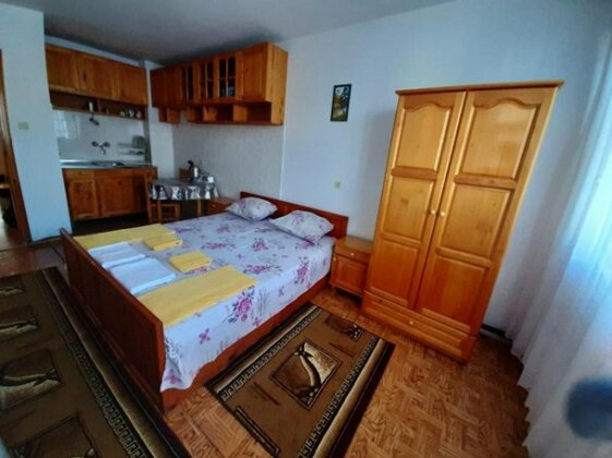 Guest house Petrovi Primorsko - Photo4