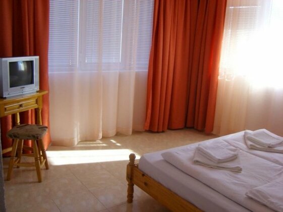 Rooms for Guests Primorsko - Photo4