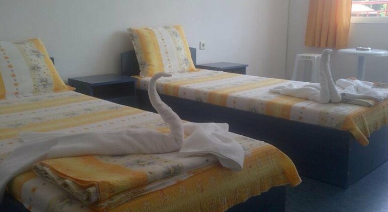 Adele Guest House - Photo4