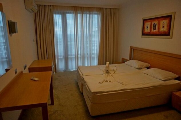 GT Emerald Resort & SPA Apartments - Photo4