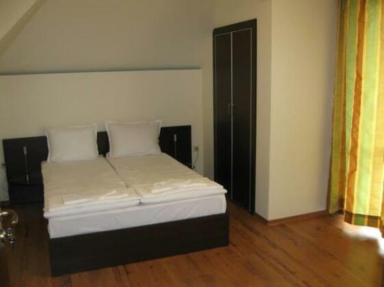 Guesthouse Opal - Photo2