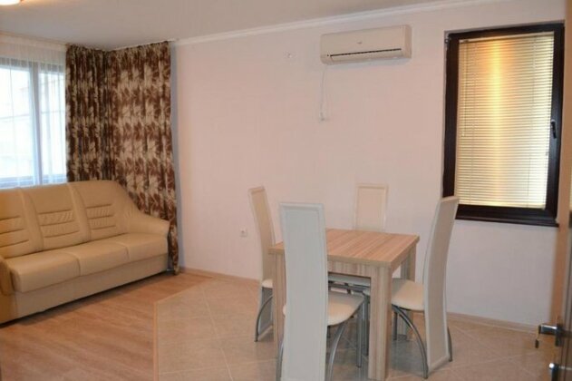 Lev ApartHotel - Photo4