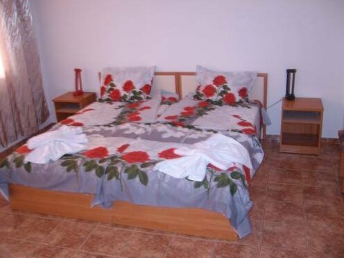 NELLY Guest House - Photo2