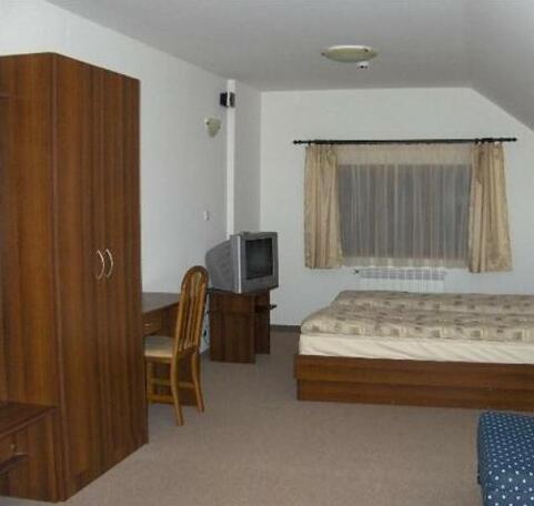 Kuker Hotel - Photo2