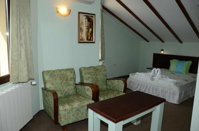 Family Hotel Vezhen - Photo5