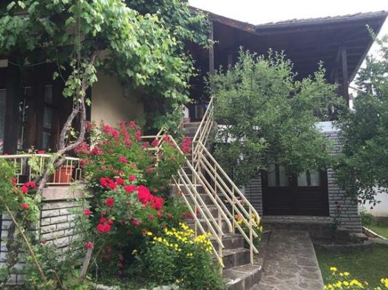 Luylyana Guesthouse - Photo3