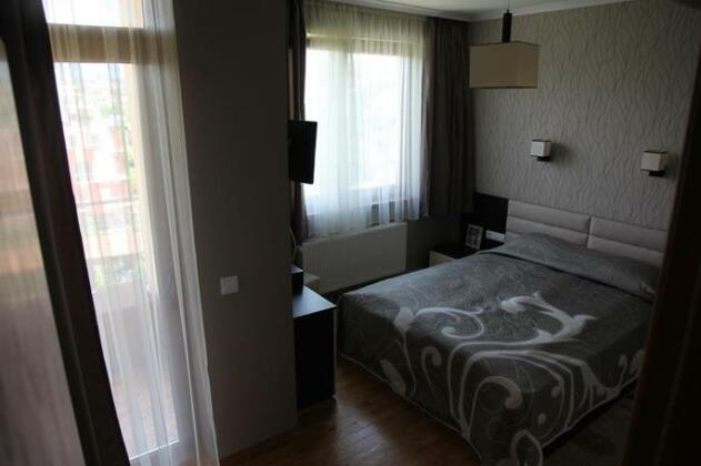 Apartment in St Constantine and Helena - Photo3