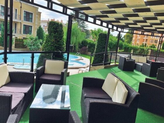 Family Hotel Paradise - Photo5