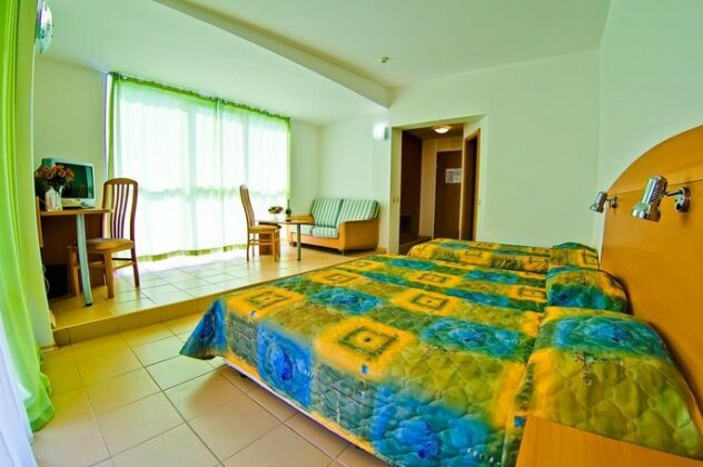 Gloria Hotel Saints Constantine and Helena - Photo3