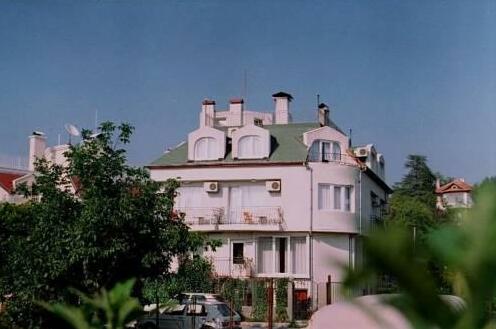 Guest House Aquarius - Photo2